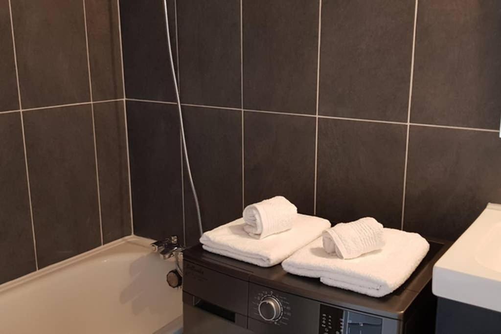 Beau Studio Renove 30M2 Balcon Vue Paris+Parking Apartment Luaran gambar
