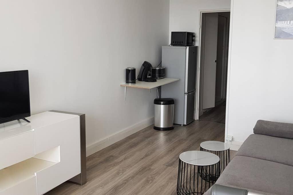 Beau Studio Renove 30M2 Balcon Vue Paris+Parking Apartment Luaran gambar